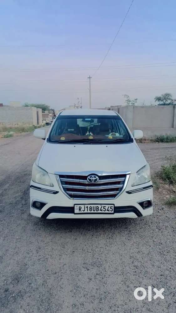Toyota Innova 2010