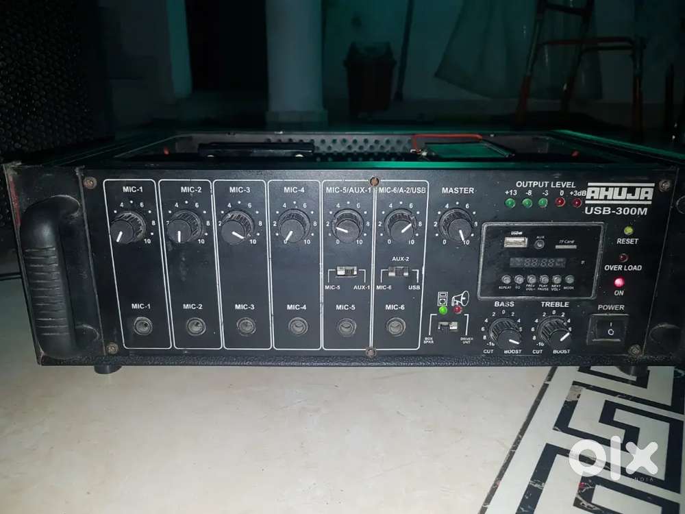Ahuja amplifier 300m add Bluetooth 6 mahine purana hai
