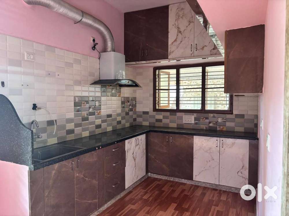 Builder floor Available for LEASE in Bommenahalli - US0549