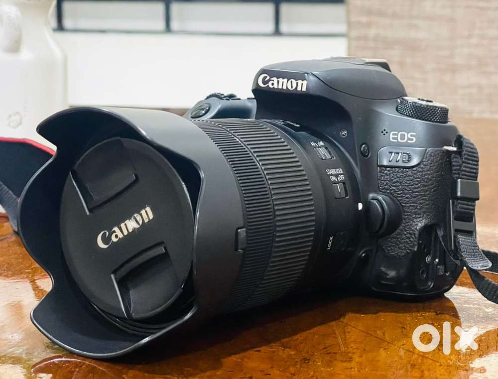 Canon EOS 77D DSLR Camera Body with Single Lens: EF-S18-135,Bag,3Btry