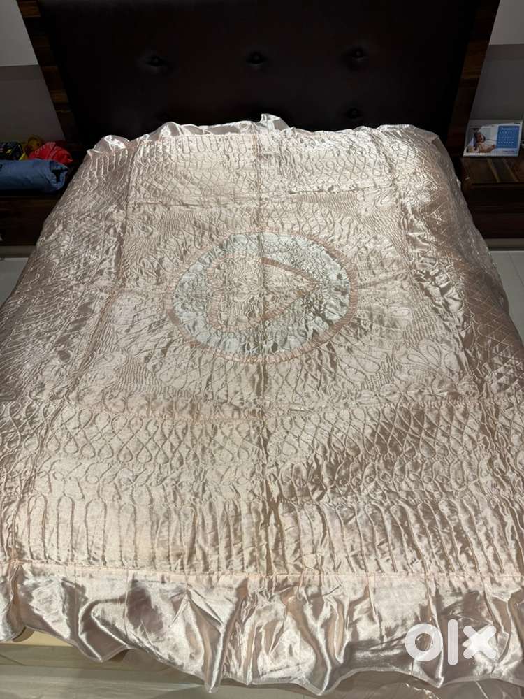 Satin frill bedsheet