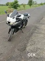 Yamaha R15 v3