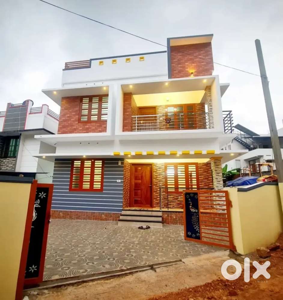 Customised Luxury villas for sale Near Medical College Palakkad
