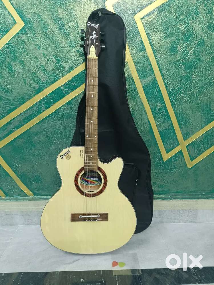 Super new grason guitar with bag