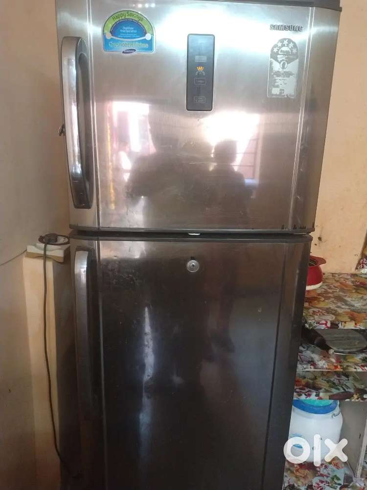 Double door fridge