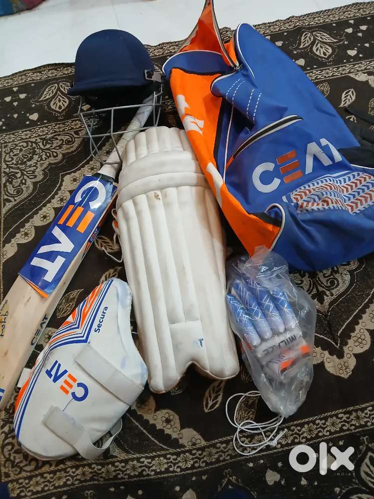 1 month used cricket kit 3500