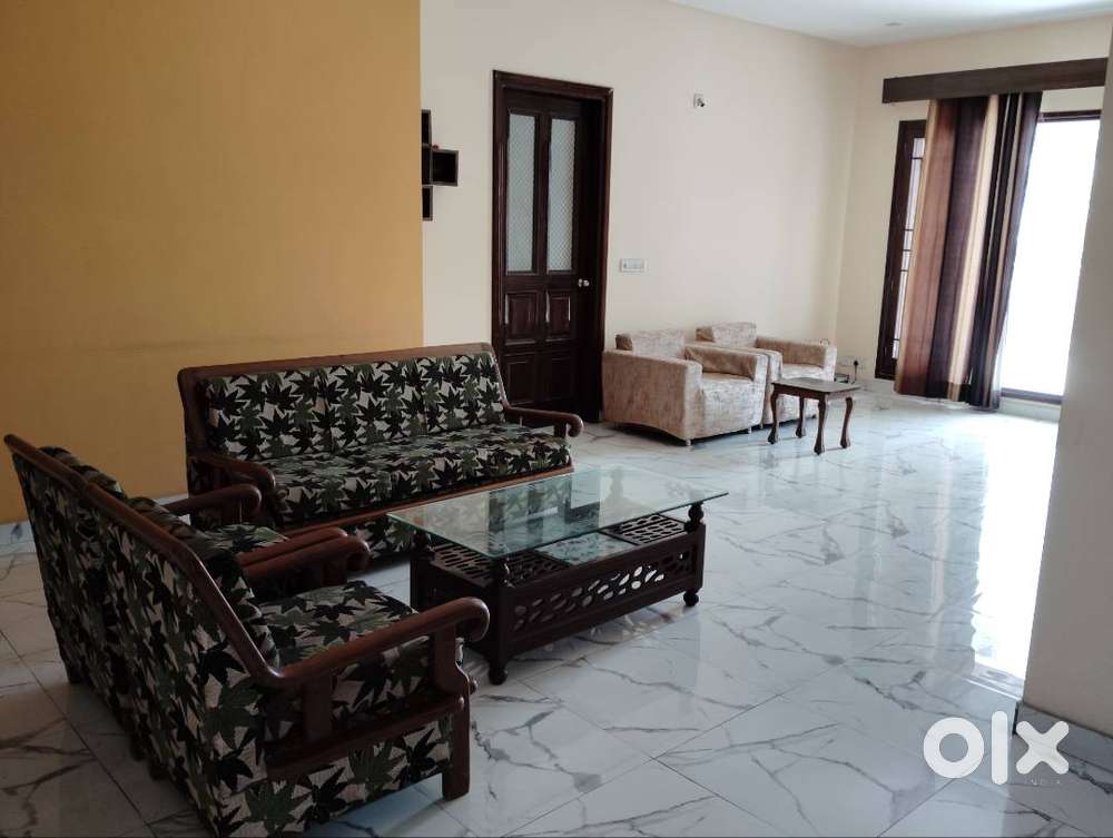 Fully Furnished spacious Set