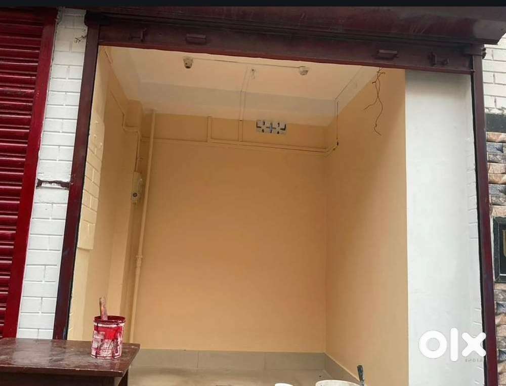 Small shop for rent near Lakechowmuni