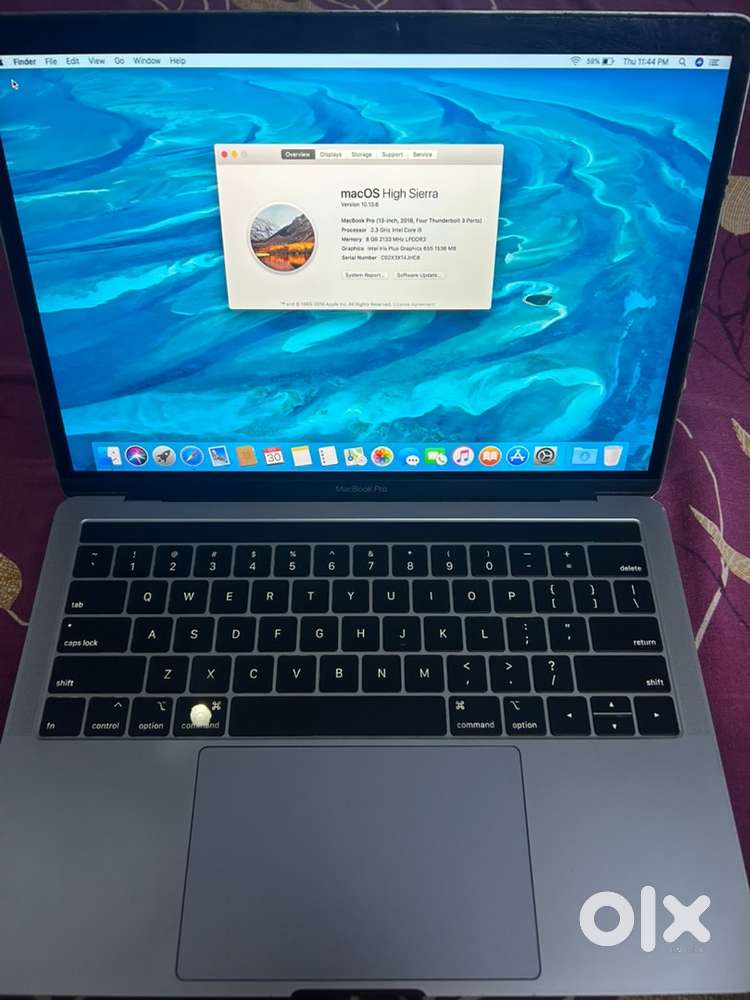 Macbook Pro 2018 A1989 8/256gb
