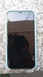 iPhone xr 4 128 hai
