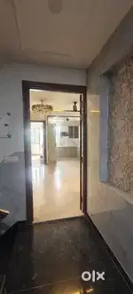 3 bhk in Mansarovar park newly builded