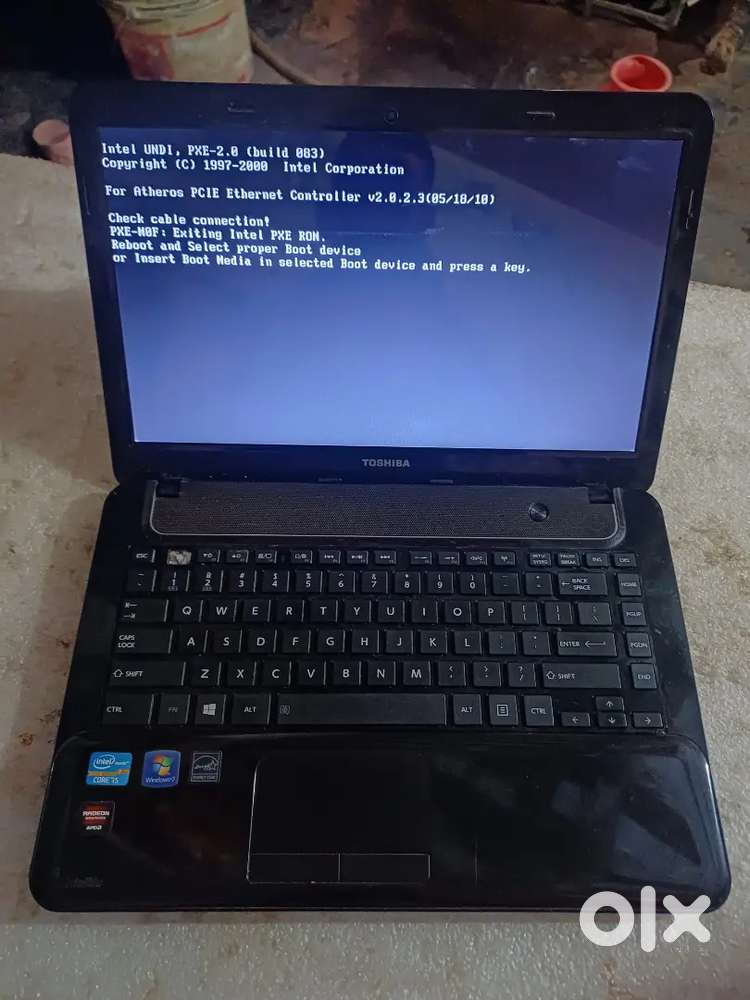 Toshiba laptop i5 4GB ram 500 GB