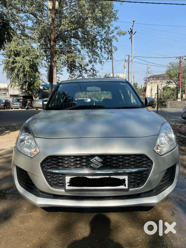 Maruti Suzuki Swift VXi + Manual, 2022, Petrol