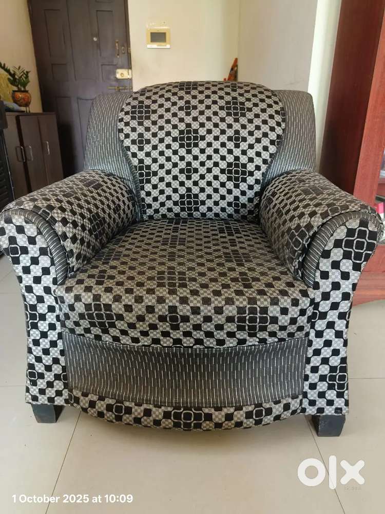 Single Seat Sofa
