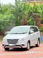 Toyota Innova 2.5 V 7 STR, 2010, Diesel