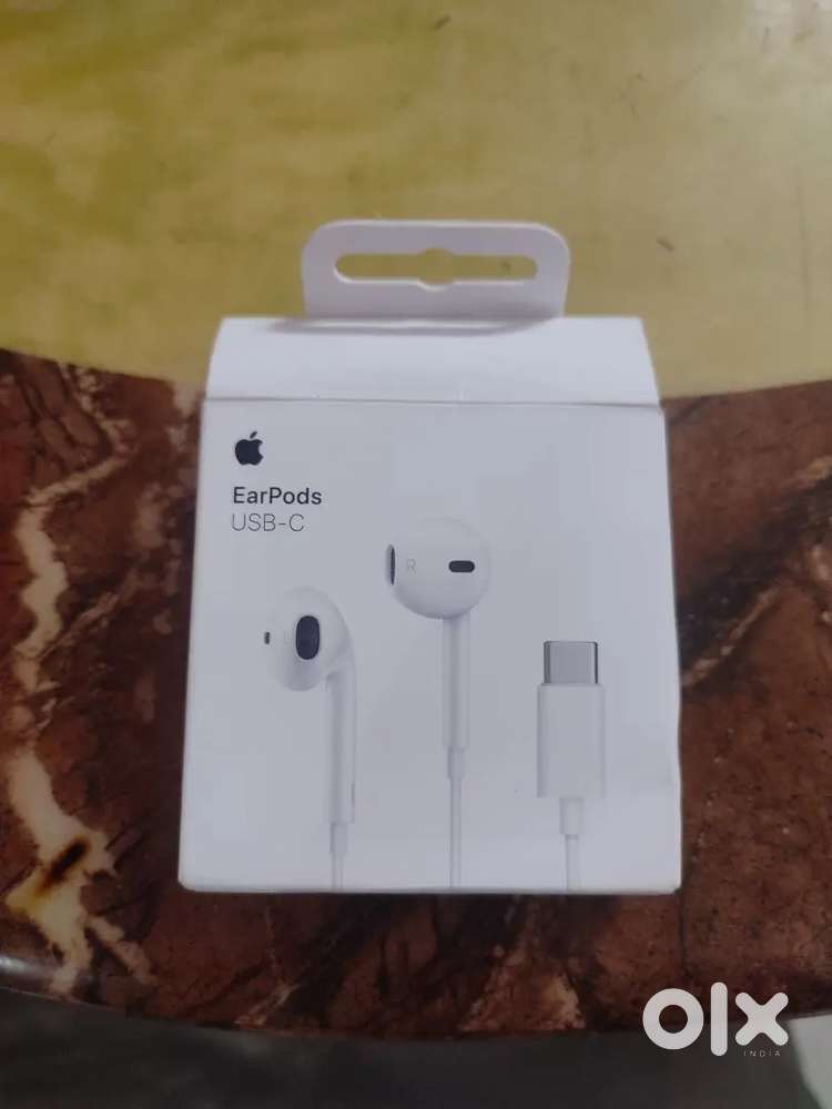 Apple Earpods USB- C