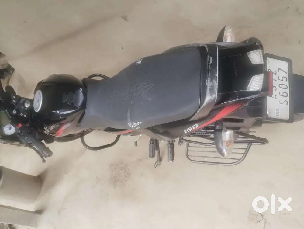 Pulsar 150