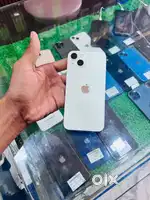 iPhone 13. 128