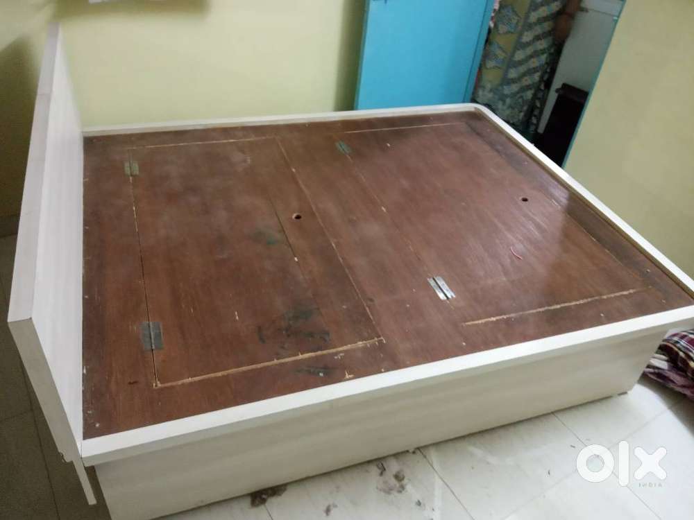 2 Bed Good condition