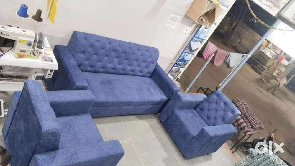 Offer sitting space in emi available Aliyar Arham Recliner furniture