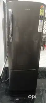 Samsung refrigerator model 2023 dec new condition