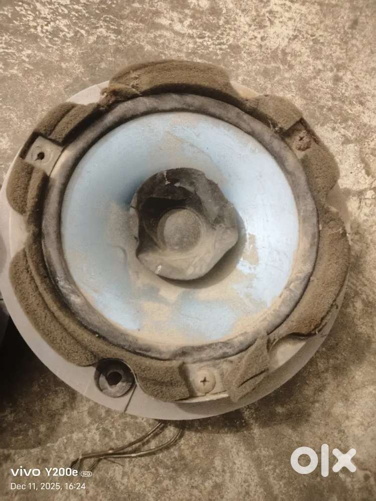 Speaker good condition chahu okay hai 3hai