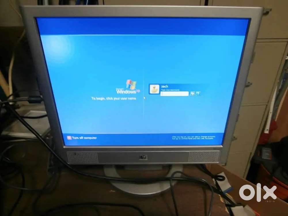 HP VS17e model 17 inches LCD monitor good working condition