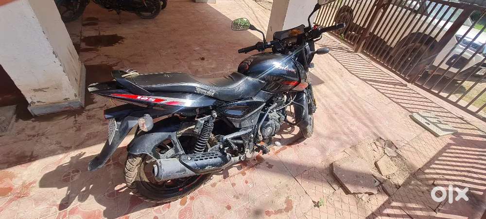 BAJAJ PULSAR NS125