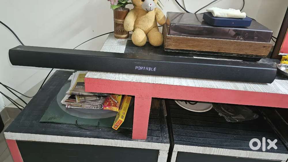 LG soundbar good condition and amazing lind quality no issues at all