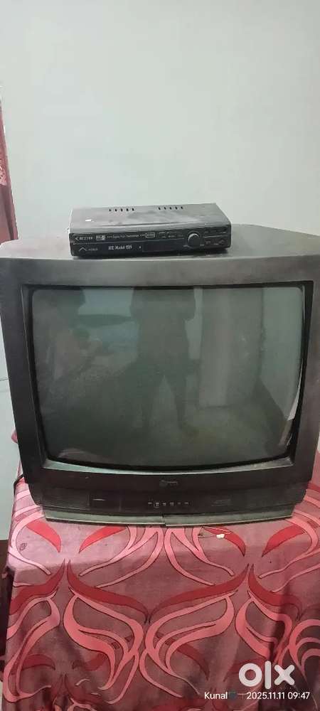 LG Old version TV With free dish