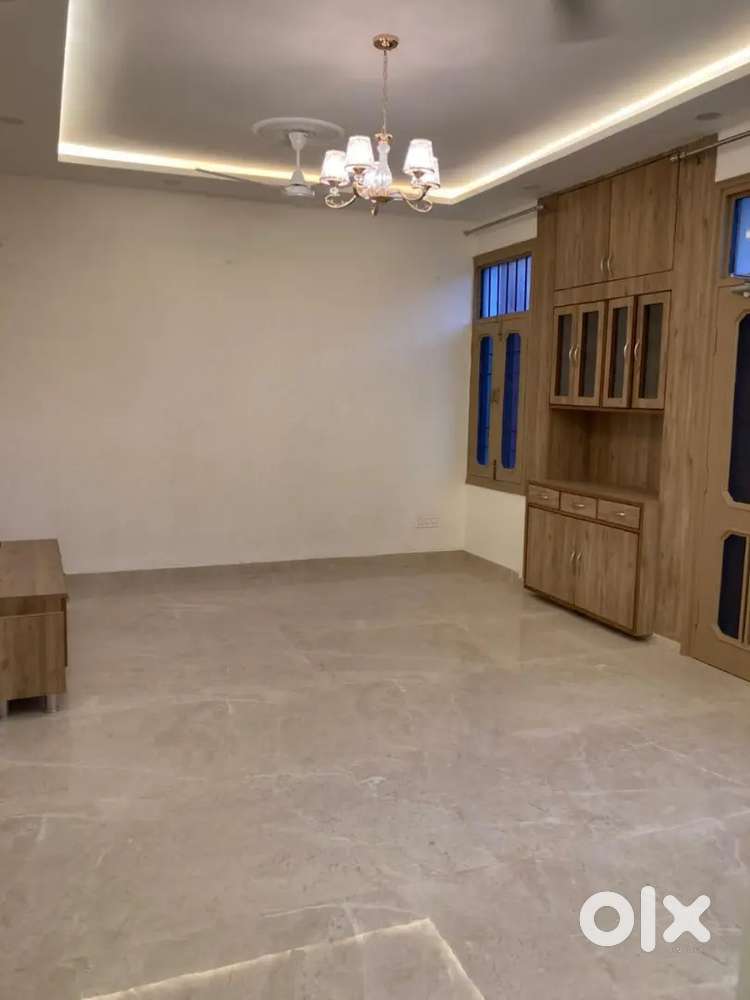 2 kanal independent house for sale in sector 32 d