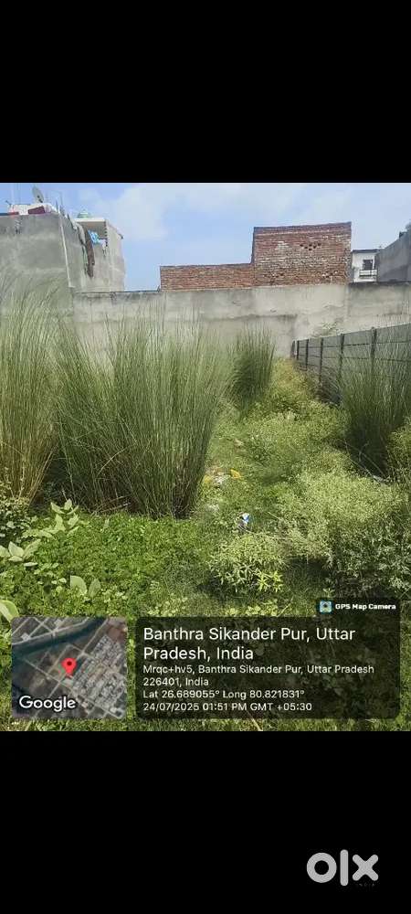 Good location banthara Market 200 Miter School, hospital, all near by