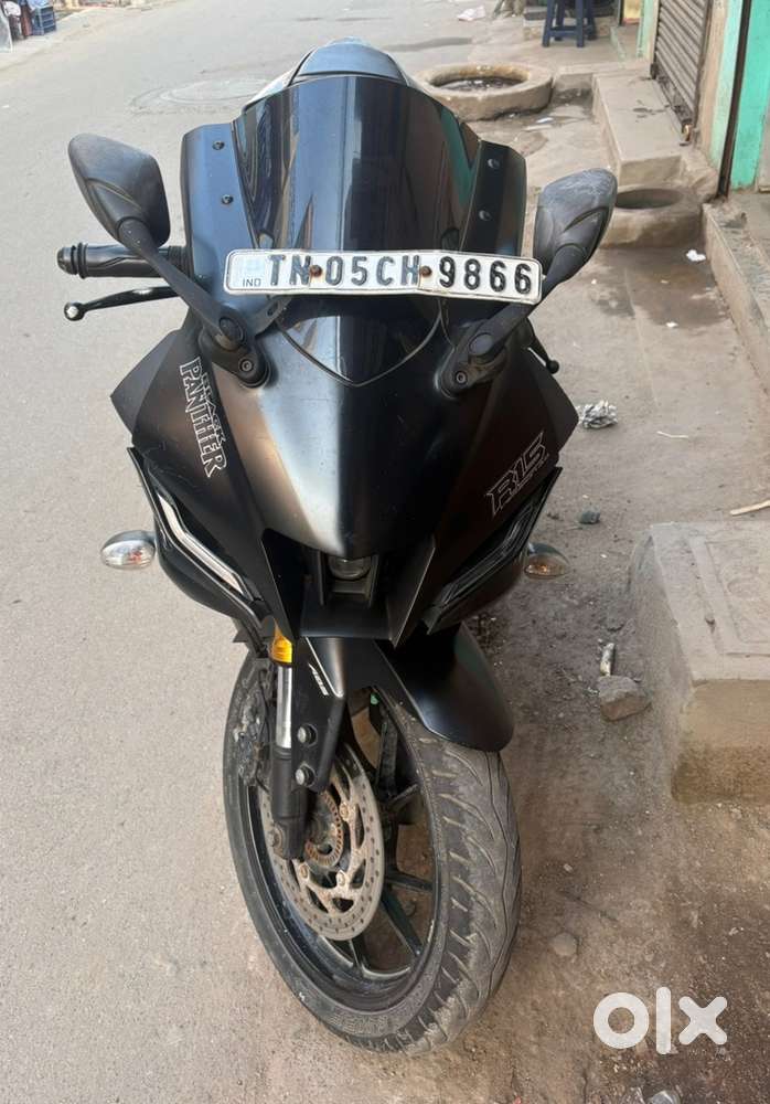 YAMAHA  R15  V4   (DARK KNIGHT)