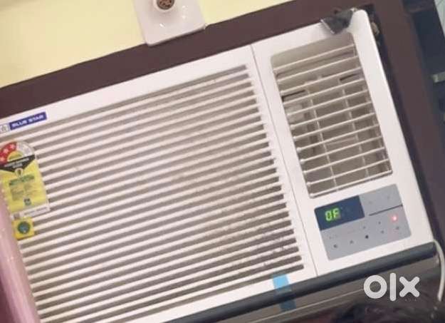 UGN-F-SIRF 992 BLUE STAR AC 1.5 TON WFE 318P