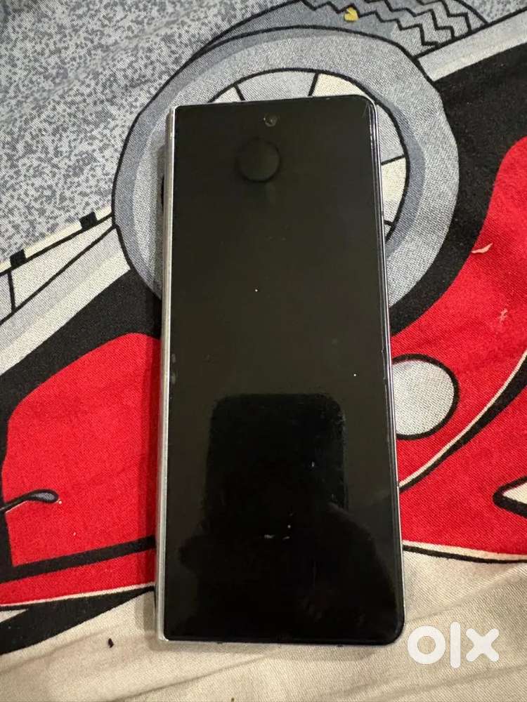 Fold 4 graygreen in good condition