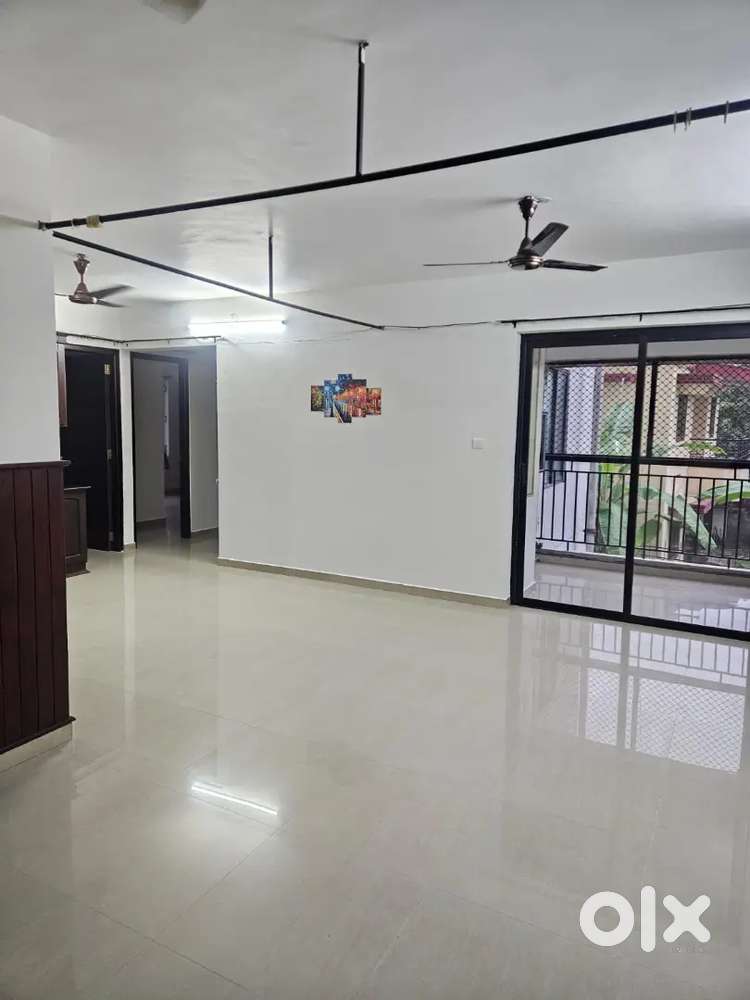 Semifurnished flat for rent in Kumarapuram