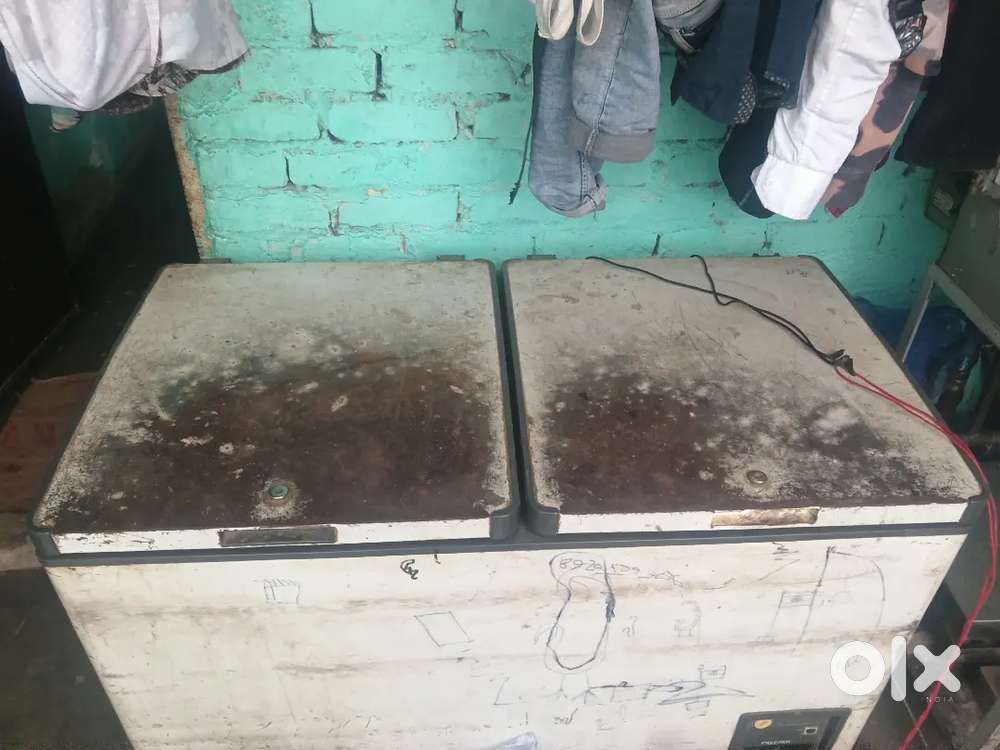 Deep freezer 310 litre