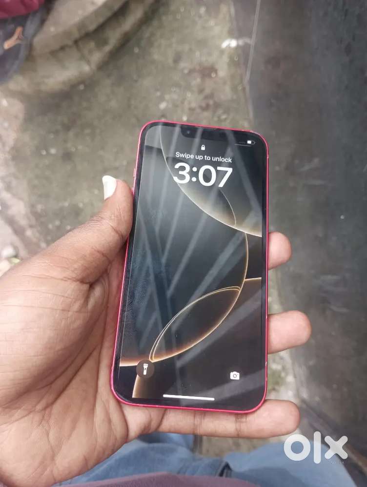 iPhone 14 128gb RED EXCELLENT CONDITION