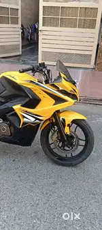 Rs 200 bs3 model 25000 km running time to time serviced