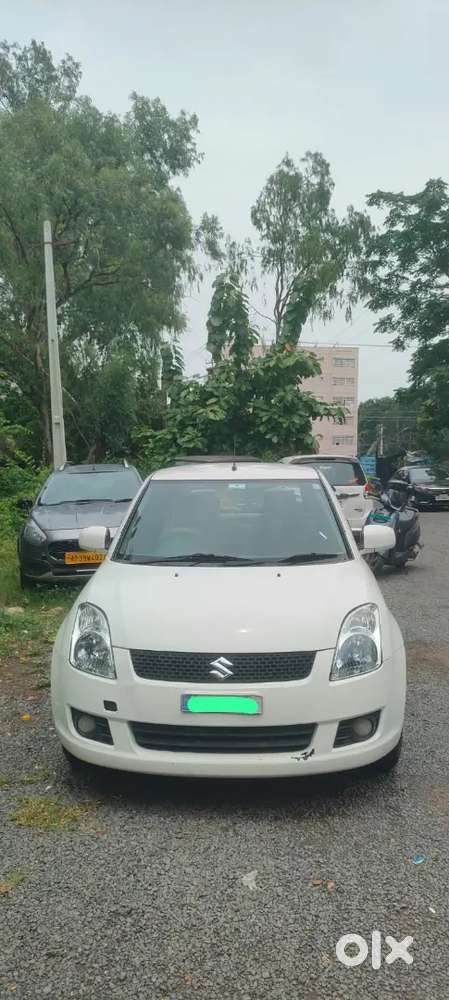 Maruti Suzuki Dzire 2017 Diesel 130000 Km Driven