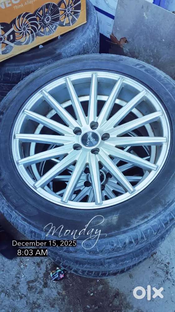 Plati allows &good condition tyre.. 70 % use  20