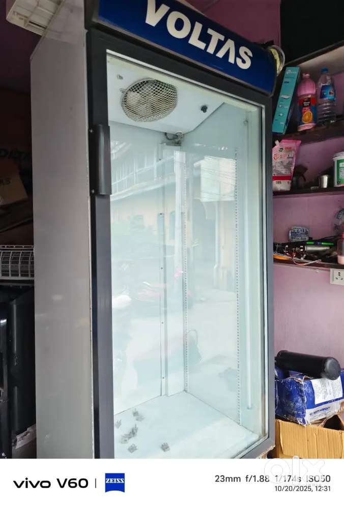 Voltas visible cooler