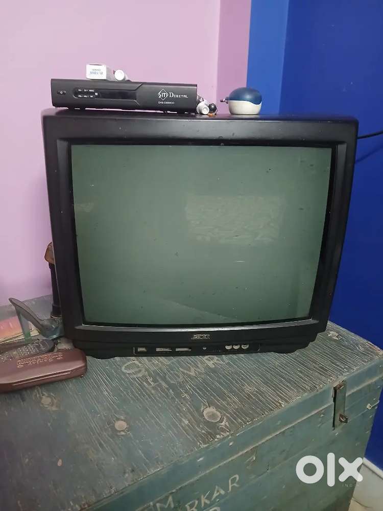 Akai Television with Bestavision circuit