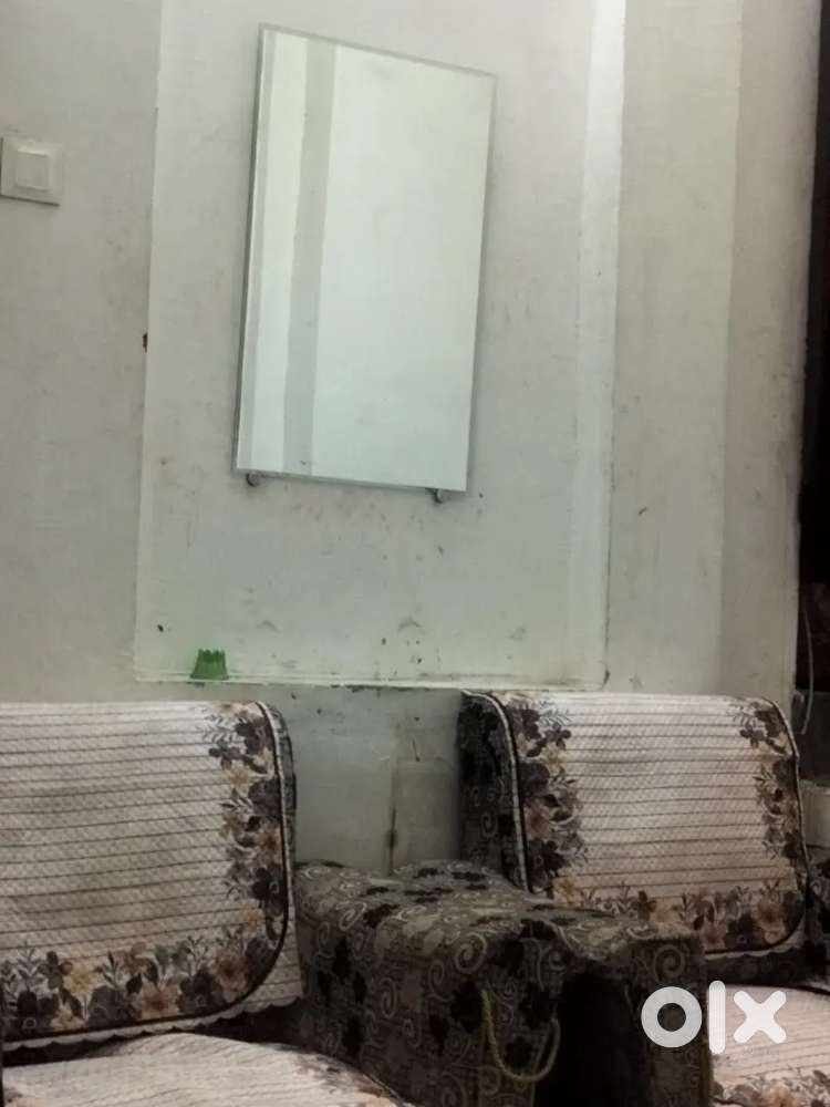 Singel room avl seprate