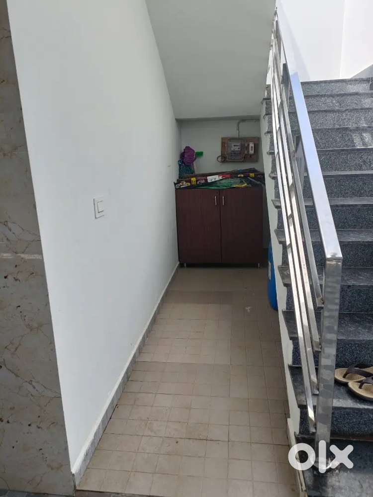 House for rent 2bhk Dhanalakshmi puram,opp KGK Kalyana Mandapam
