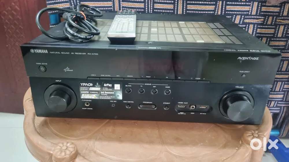 YAMAH-A730 (7.2) AVRECIVER used mint condition