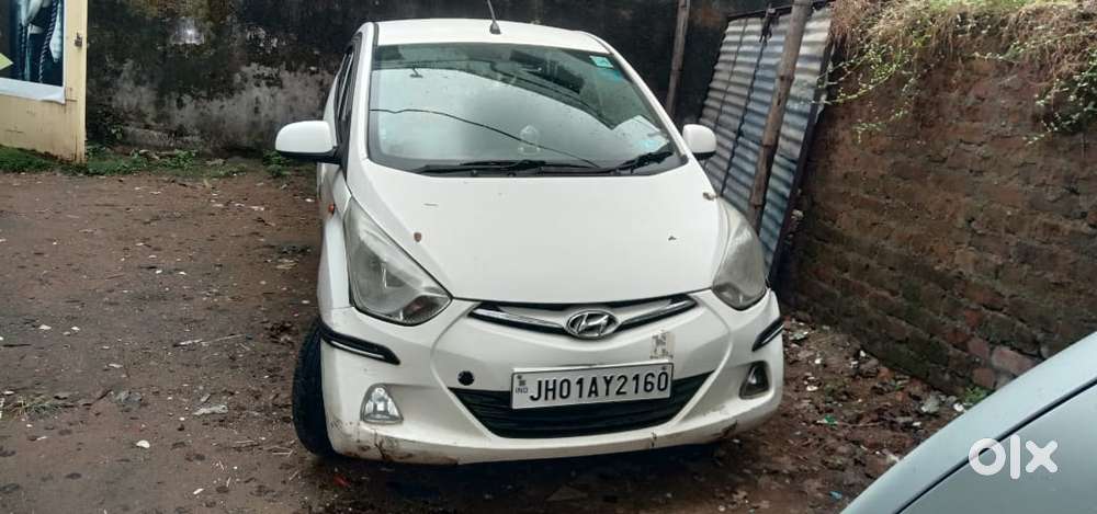 Hyundai EON Sportz, 2012, Petrol