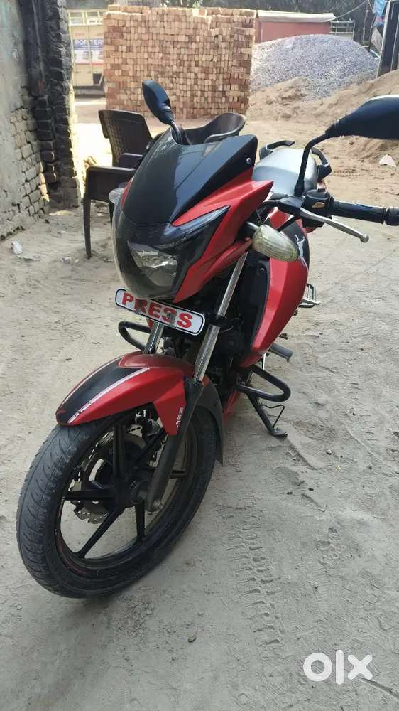 Good kandisn inzan nahi khuli hai