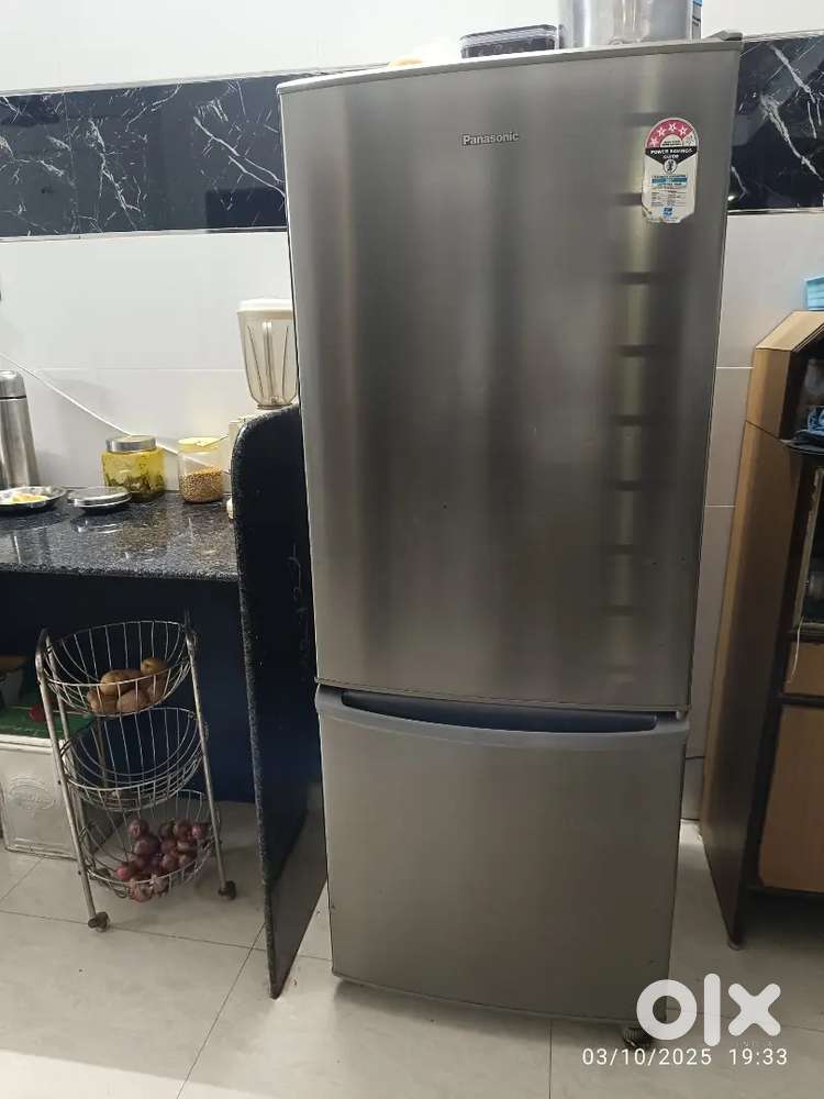 Penasonic Double Door refrigerator