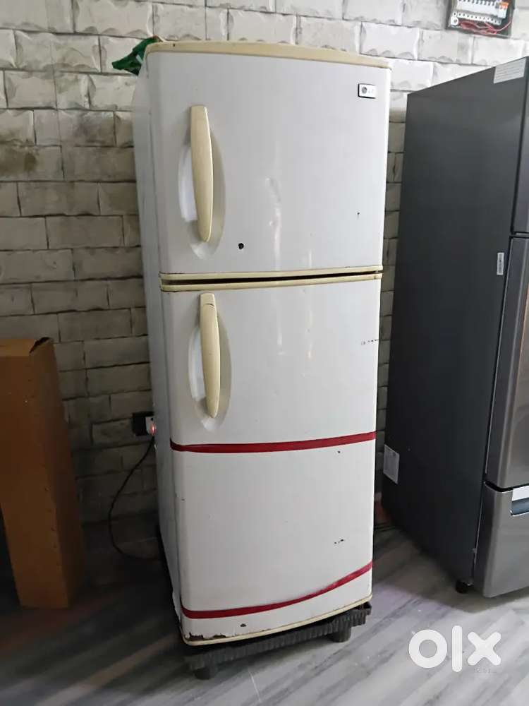 Double door fridge
